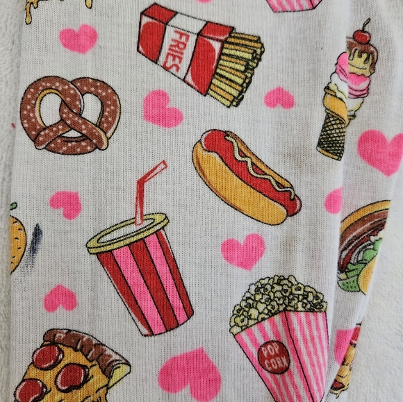 Food Print Girls Pajama Set | Size 5/6 | Extremely Me | Shirt & Pants | PJs - Picture 6 of 7